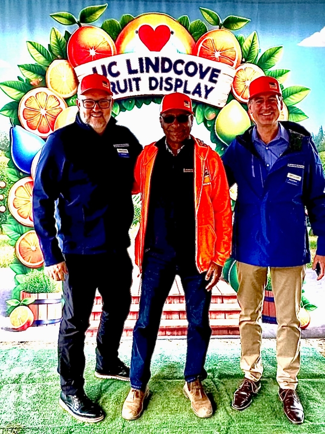 Ashraf El-kereamy, Lindcove REC director, (center) hosted a fantastic citrus tasting at Lindcove Research and Extension Center. Daniel Obrist, on right, and I joined growers and community members for the tasting.