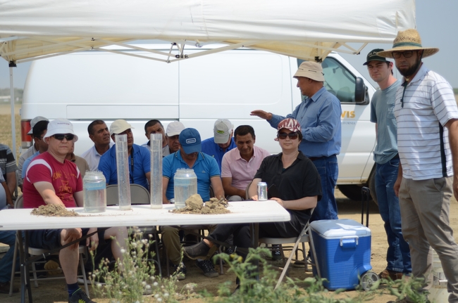 Soil aggregation demonstrations provide to Uzbek visitors in the CASI NRI Project field in Five Points, CA