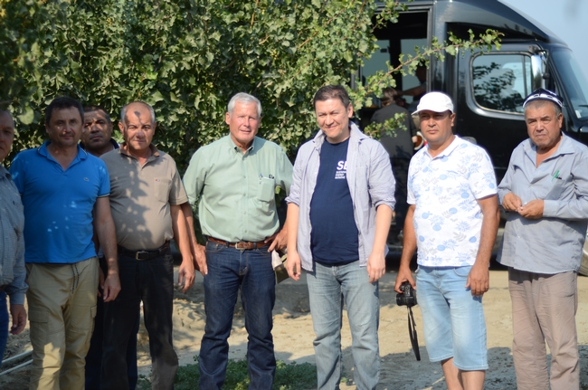 Don Cameron of Helm, CA hosts farmers from Uzbekistan July 31, 2018