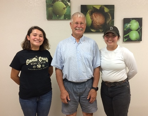 Lilliana Ruiz (left), Jeff Mitchell, and Sophia Garcia, following the video presentation by Ruiz and Garcia to twenty staff members of the Kearney Agricultural Research and Extension Center in Parlier, CA, July 19, 2019