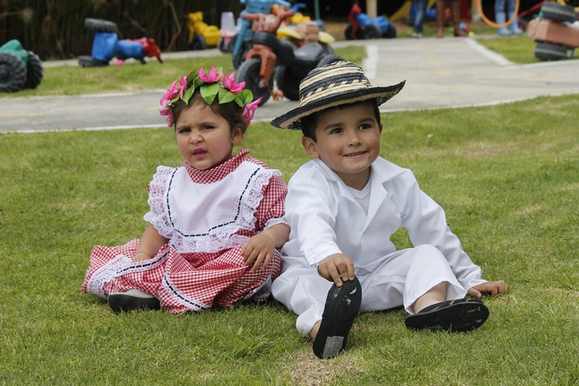 UC ANR joins inthe celebration of Hispanic Heritage Month 2020. (Photo: Pixabay)