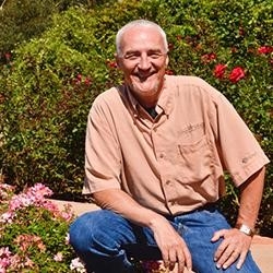 Jacques Ferare of Star Roses & Plants, has been an enthusiastic supporter of the Clean Rose Collection maintained by the Foundation Plant Services.