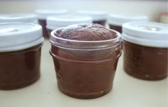 cake in a jar posing as potential foodborne illness