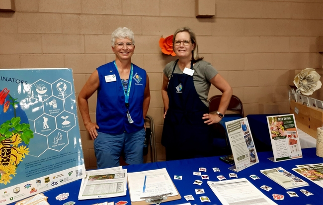 UCCE Master Gardeners at the Stanislaus County Fair.