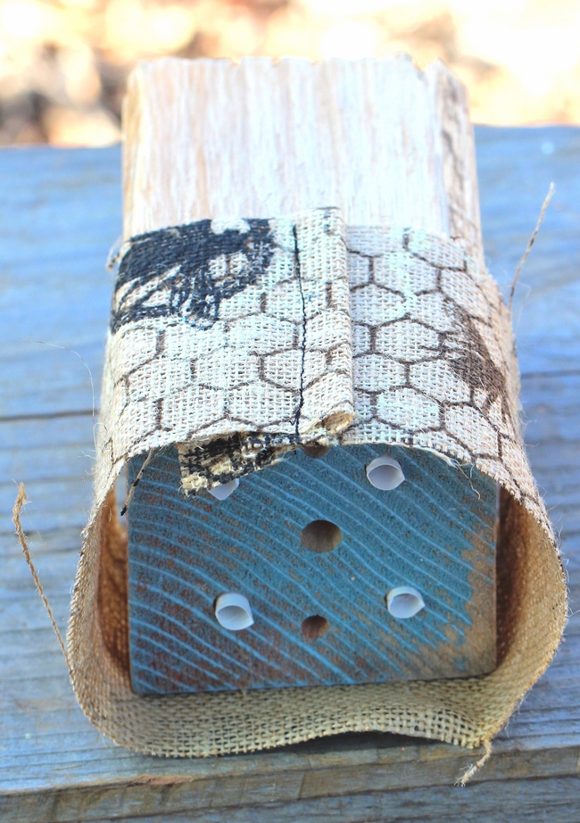 Correctly designed solitary bee house