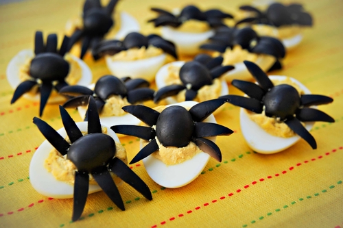 Spider-deviled-eggs-1-of-11