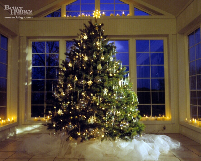 Beautiful Christmas tree. (photo courtesy of Better Homes and Gardens website)