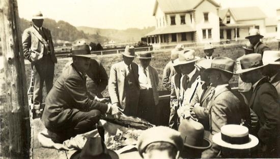 An ag tour with county agricultural agent J.W. Logan, DVM, in 1928.