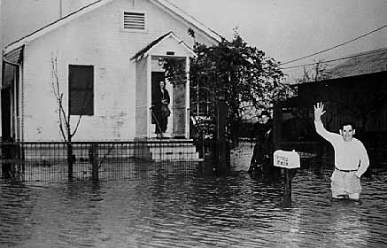 A historic flood photo from the collection.