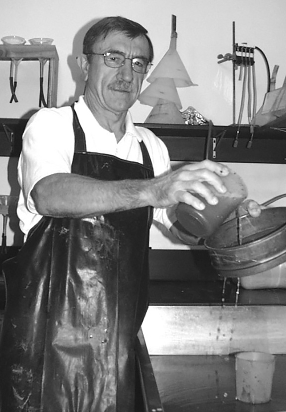 Howard Ferris in his UC Davis lab in 2001.