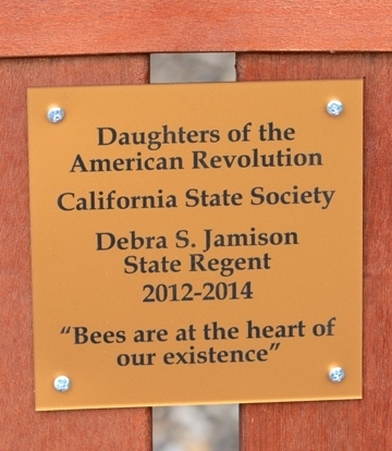 DAR plaque on a bench in the garden. (Photo by Kathy Keatley Garvey)
