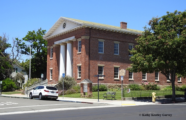 The Benicia City Hall building was built in 1852, and served as the state capitol from Feb. 4, 1853 to Feb. 25, 1854. (Photo by Kathy Keatley Garvey)