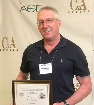 Steve Elliott of the Western IPM Center won a gold award for his story on 