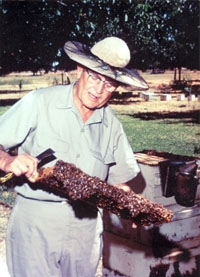 Harry H. Laidlaw Jr. (1997-2003), the father of honey bee genetics