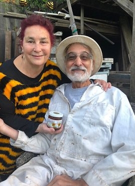 Amina Harris with her husband, Ishai Zeldner, who died in 2018 at age 71. Both were born in Buffalo, N.Y.