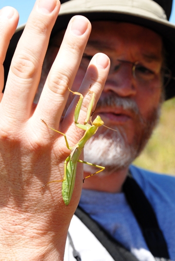 Micky Eubanks with praying mantis