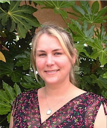 UC Davis alumnus Emily Symmes was part of the seven-member team that won the PBESA Entomology Team Award. She received her doctorate in entomology from UC Davis in 2012.