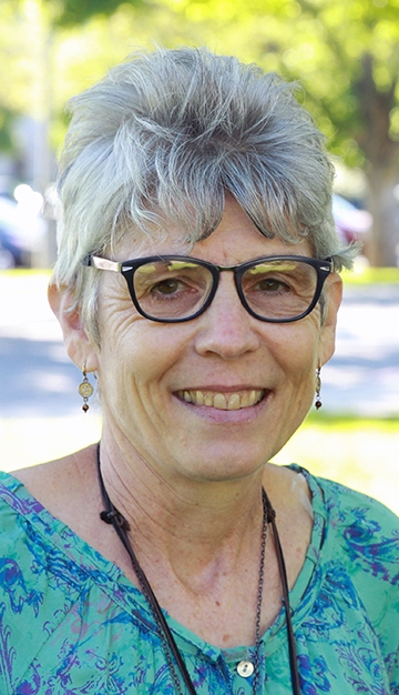 Dietitian Linda W. Adams