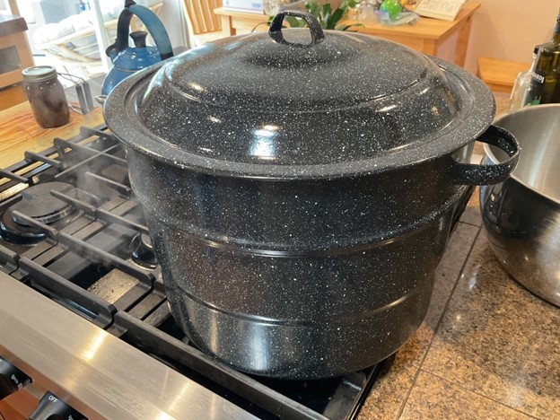 Boiling water canner on stove top