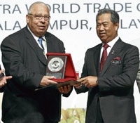Dr. Kader Receives Award from Malaysian Government