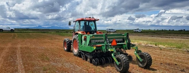 imagine article tractor pic