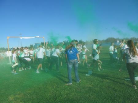 Participants color each other green at Butte CMG5K 