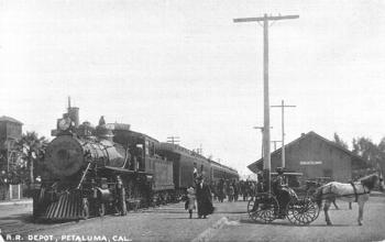 Petaluma railroad depot in 1908, now the Petaluma Visitor’s Center (Courtesy of the Sonoma County Library).