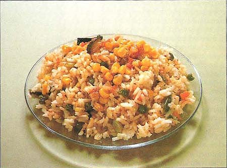 Arroz con verduras (rice with vegetables) is a nutritious dish popular in Latin American countries, but its consumption has decreased significantly among Latinos in California.