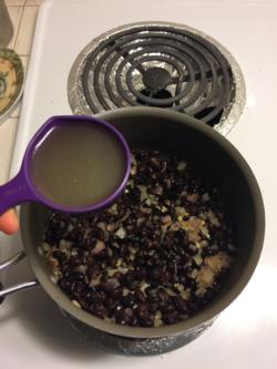 Add 1 can drained beans and add 1/4 cup broth. Simmer 15-20 minutes or until sauce thickens.