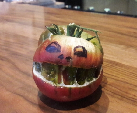 Photo of scary looking tomato