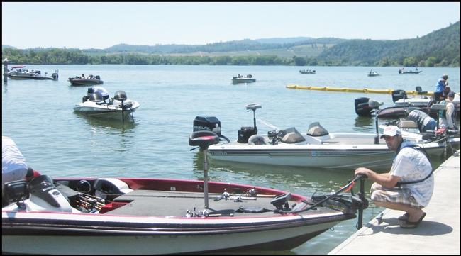 In 2015, fishing tourneys were held 121 days on Clear Lake.