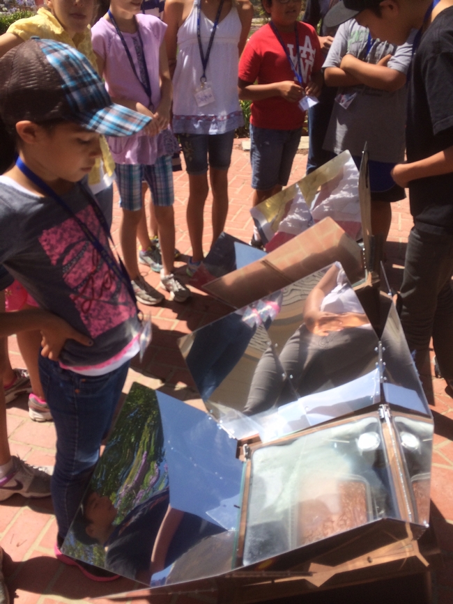 solar oven at work