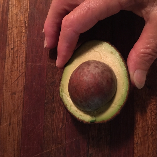 avocado big seed