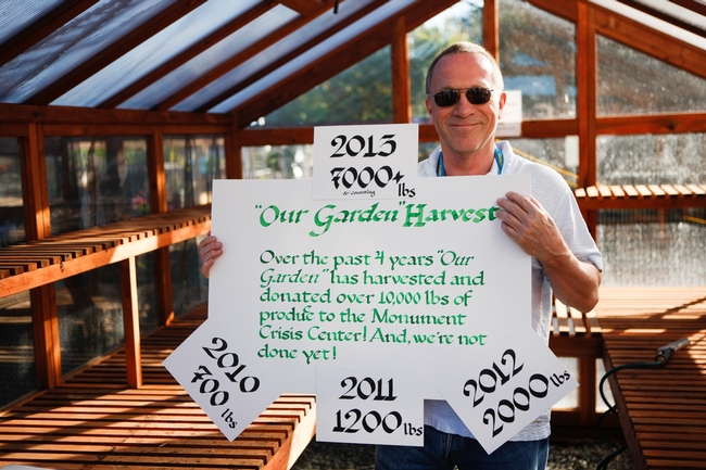 Our Garden ha donado más de 12,000 libras de frutas y verduras frescas al Centro Monument Crisis en el condado de Contra Costa.