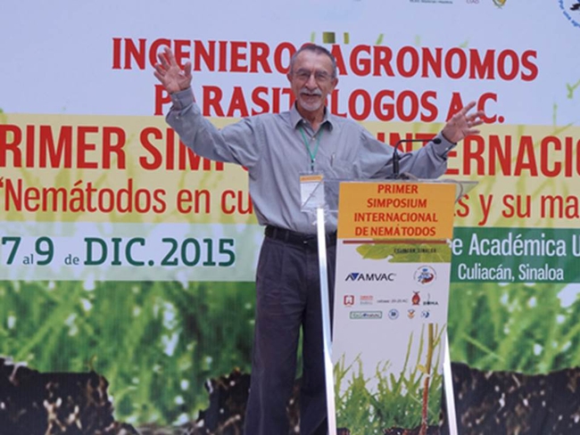 Nematologist Howard Ferris traveled to Culiacan. Mexico in December 2015 to present a  short course on nematode ecology