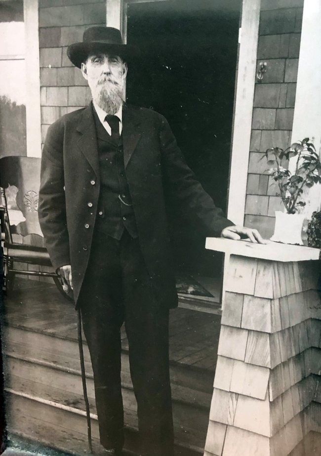 Samuel Davidson Laughlin, shown here at his home in Castle Rock, Wash., contracted malaria when he was a color bearer for the Union Army during the Siege of Vicksburg.