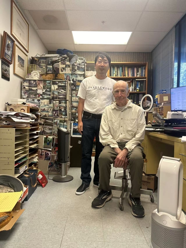 UC Davis distinguished professor Bruce Hammock (seated) with Jun-Yan Liu, professor at Chongqing Medical University, China, and a former research scientist (7.5 years) in the Hammock lab.