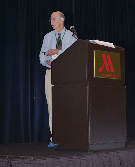 Outstanding achievement award winner Bruce Hammock addresses the crowd at the Eiosanoid Research Founation meeting in Puerto Vallarta, Mexico. (Photo by Caryn Volpe)