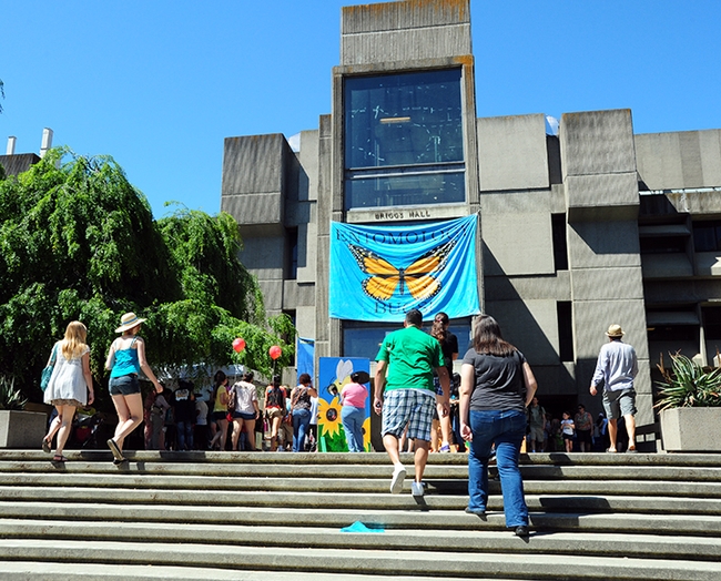 This will be the scene in front of Briggs Hall on Saturday, April 23 when the 108th annual UC Davis Picnic Day takes place. (Photo by Kathy Keatley Garvey)