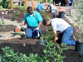 Sonoma County inmates installing their new demonstration garden.
