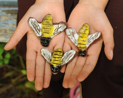 Bee art by Aleta Ballinger, 8, of Davis