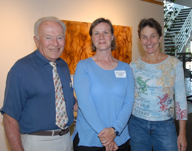 Professor emeritus Charles Judson poses for a photo with his teaching assistant, Fran Keller (center) and Lynn Kimsey, director of the Bohart Museum of Entomology and professor of entomology at UC Davis. The occasion: Keller received a campuswide outstanding graduate student teacher award in 2008. See http://ucanr.edu/blogs/blogcore/postdetail.cfm?postnum=18733 (Photo by Kathy Keatley Garvey)