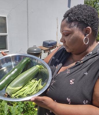 Homeless people cultivate food, better health while gardening in Alameda County