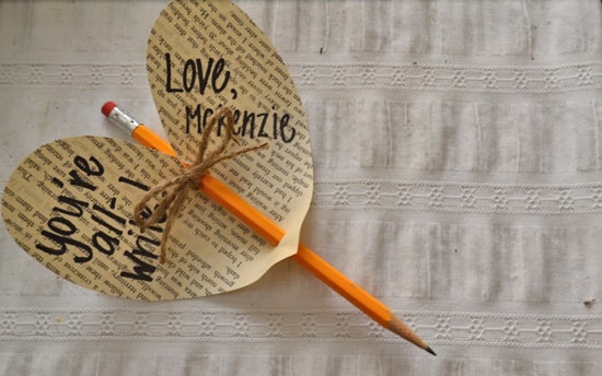 Sharing kind sentiments are a great way to celebrate Valentine's Day. (Photo: Jessica Christman, <a href=http://factorydirectcraft.com/factorydirectcraft_blog/pencil-arrow-valentines>Factory Direct Craft Blog.</a>