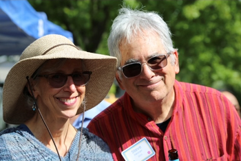 Steve Danzinger and his wife Leesa Evans, both CoCoMGs, enjoying an event at Our Garden. Photo by Fred Teensma.