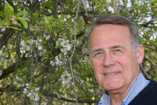 UC DAVIS ENTOMOLOGIST James R. Carey, director of a federally funded program on aging and lifespan, will speak on "Demography of the Finitude: Insights into Lifespan, Aging and Death from Insect Studies" from 12:10 to 1 p.m. on Wednesday, Oct. 21 in 122 Briggs Hall, UC Davis. It can be accessed live. (See above for link.) (Photo by Kathy Keatley Garvey)