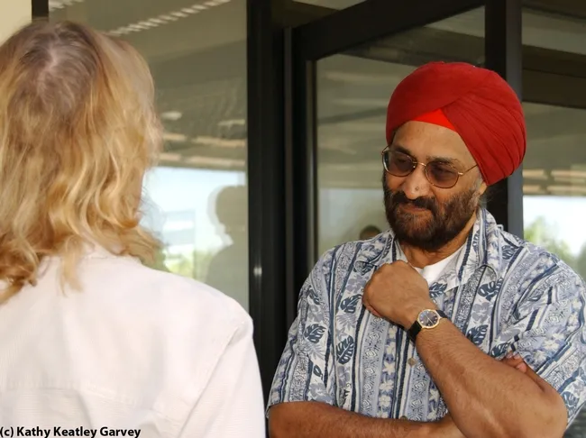 Professor Sarjeet Gill at a malaria conference at UC Davis. (Photo by Kathy Keatley Garvey)