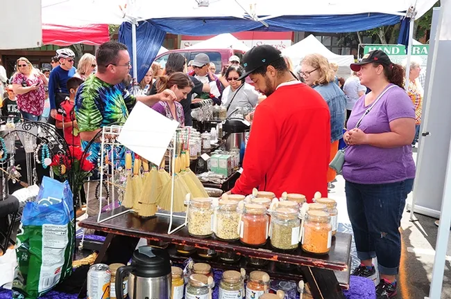 Some 20,000 attended the inaugural California Honey Festival. (Photo by Kathy Keatley Garvey)