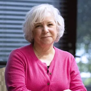 Maria Fernandez headshot