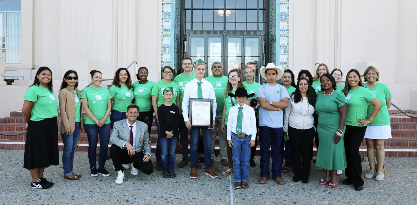 4-H Group Photo Proclamation Day
